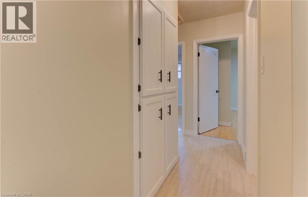 88 Ellis Crescent S, Waterloo, Ontario  N2J 2B8 - Photo 18 - 40781001