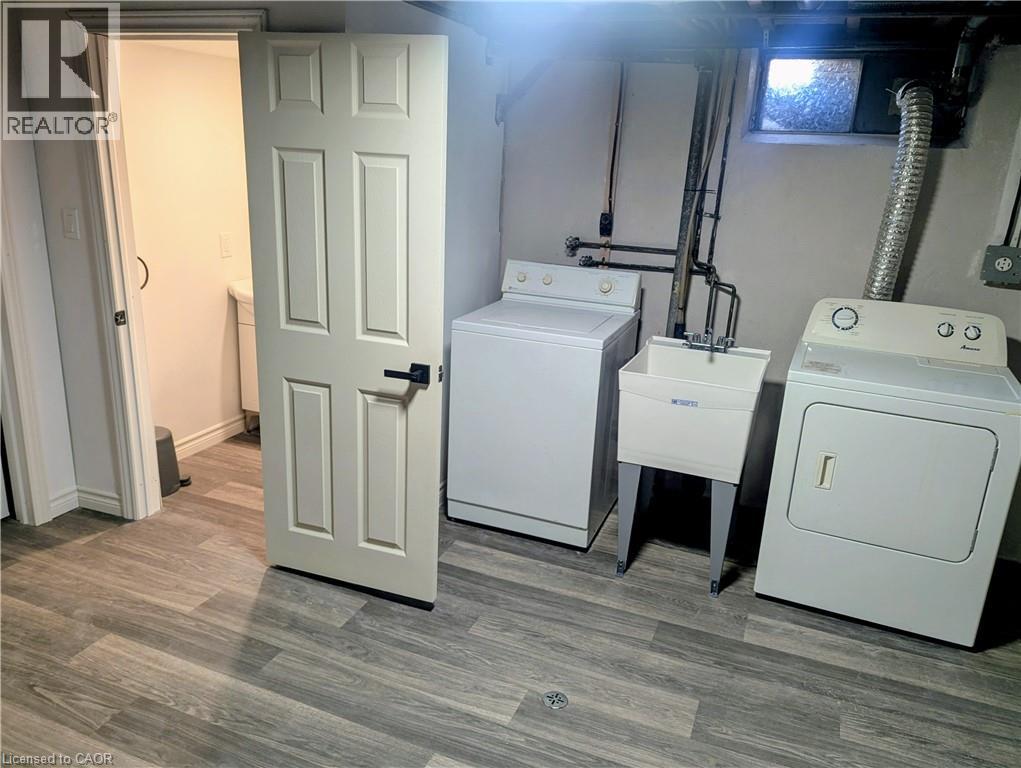 88 Ellis Crescent S, Waterloo, Ontario  N2J 2B8 - Photo 35 - 40781001