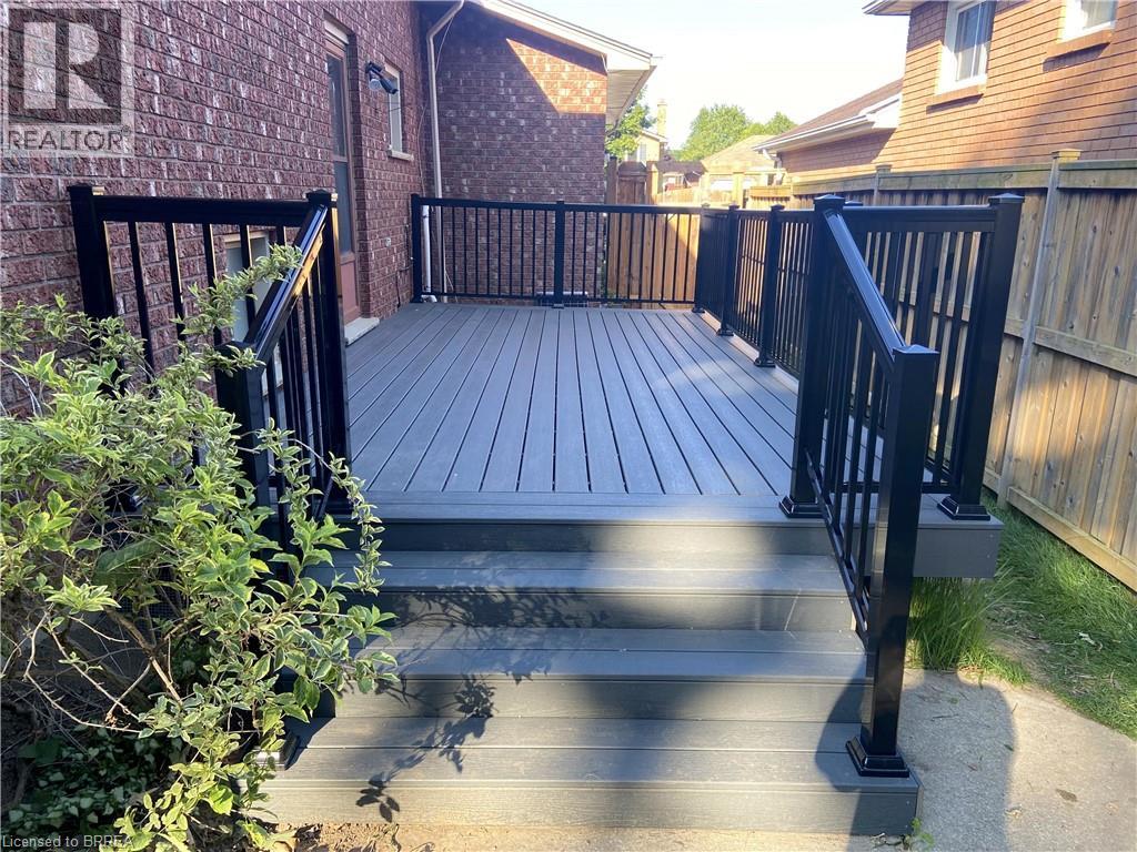 53 Childerhose Crescent, Brantford, Ontario  N3P 1Z7 - Photo 5 - 40801193