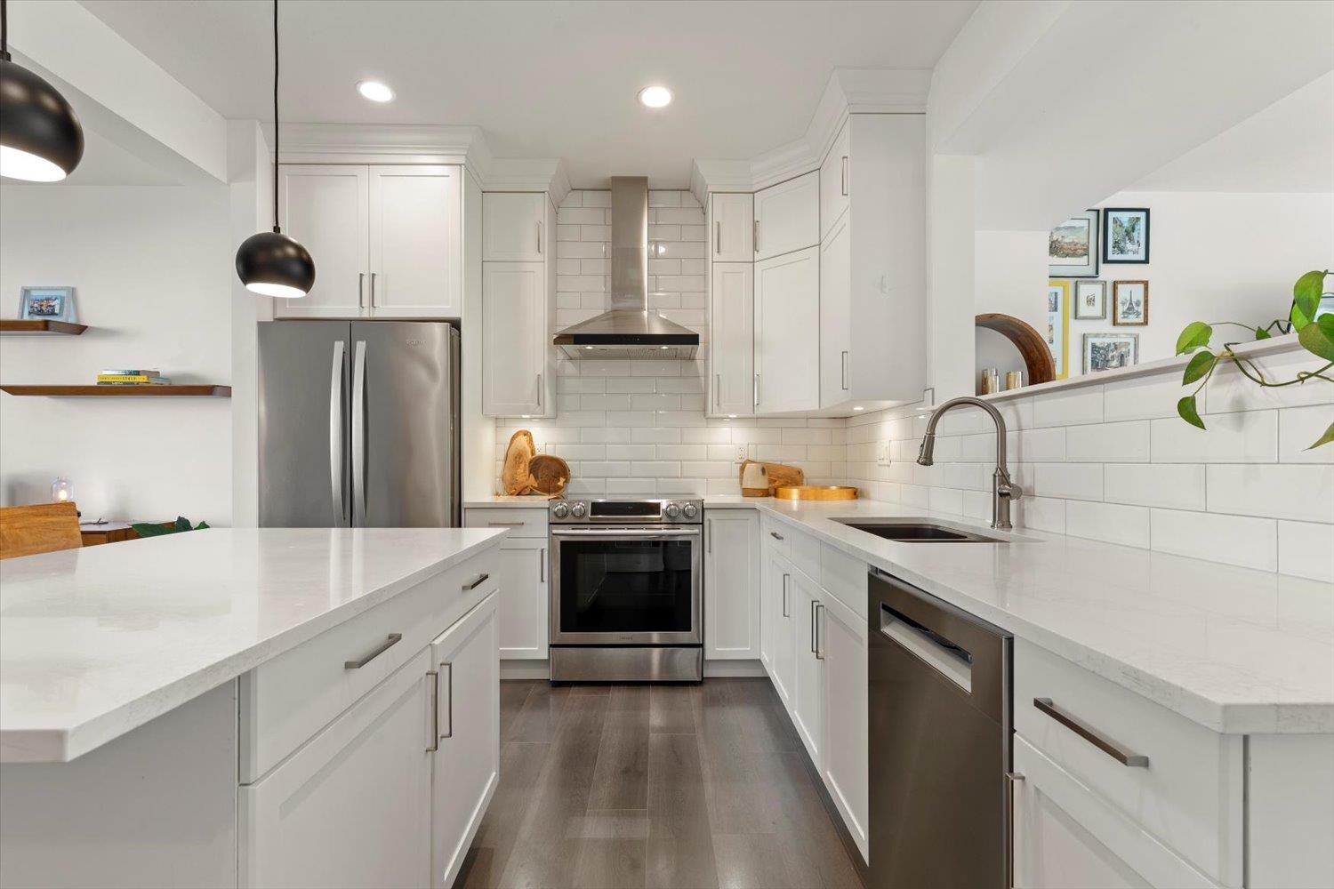 15 386 Pine Avenue, Harrison Hot Springs, Harrison Hot Springs, British Columbia  V0M 1K0 - Photo 4 - R3087490