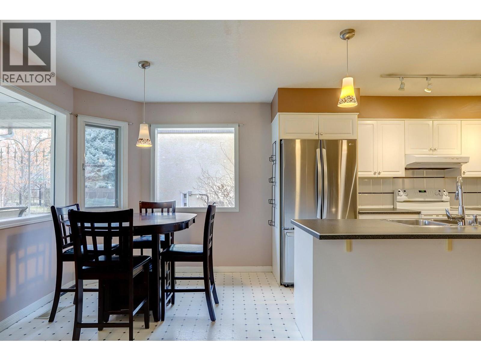 8208 Tebo Drive, Coldstream, British Columbia  V1B 1V3 - Photo 23 - 10375149