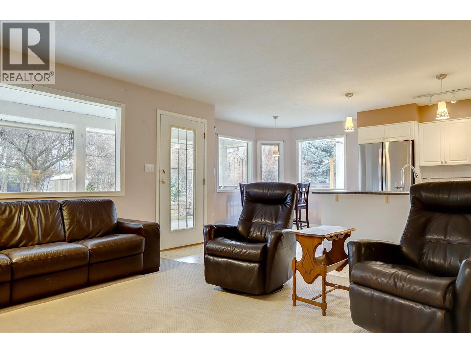 8208 Tebo Drive, Coldstream, British Columbia  V1B 1V3 - Photo 29 - 10375149