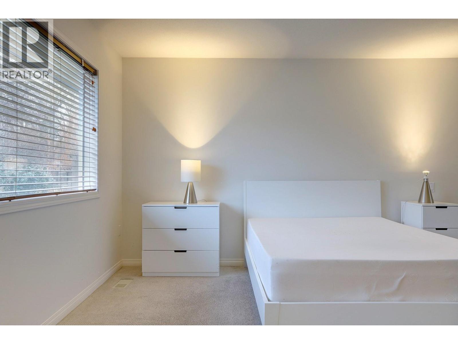 8208 Tebo Drive, Coldstream, British Columbia  V1B 1V3 - Photo 35 - 10375149