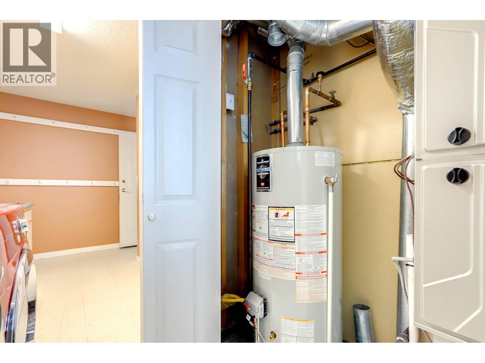 8208 Tebo Drive, Coldstream, British Columbia  V1B 1V3 - Photo 56 - 10375149