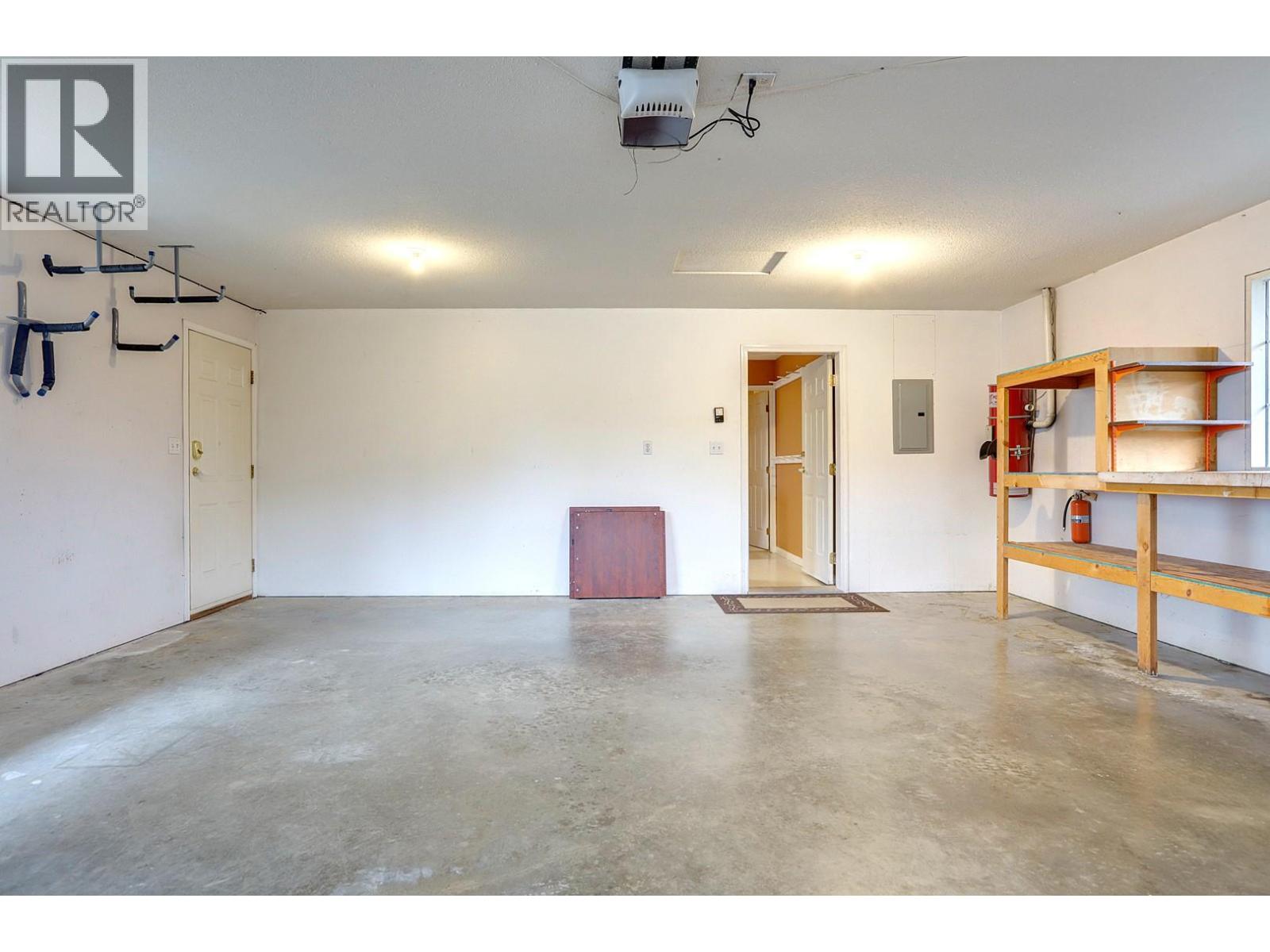 8208 Tebo Drive, Coldstream, British Columbia  V1B 1V3 - Photo 60 - 10375149