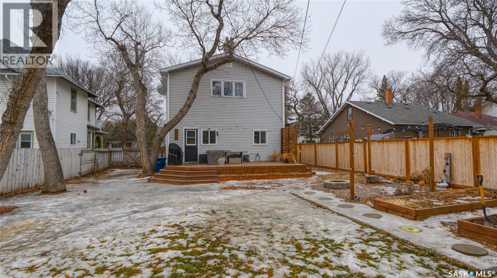 1135 2nd Avenue Nw, Moose Jaw, Saskatchewan  S6H 3R4 - Photo 32 - SK028185