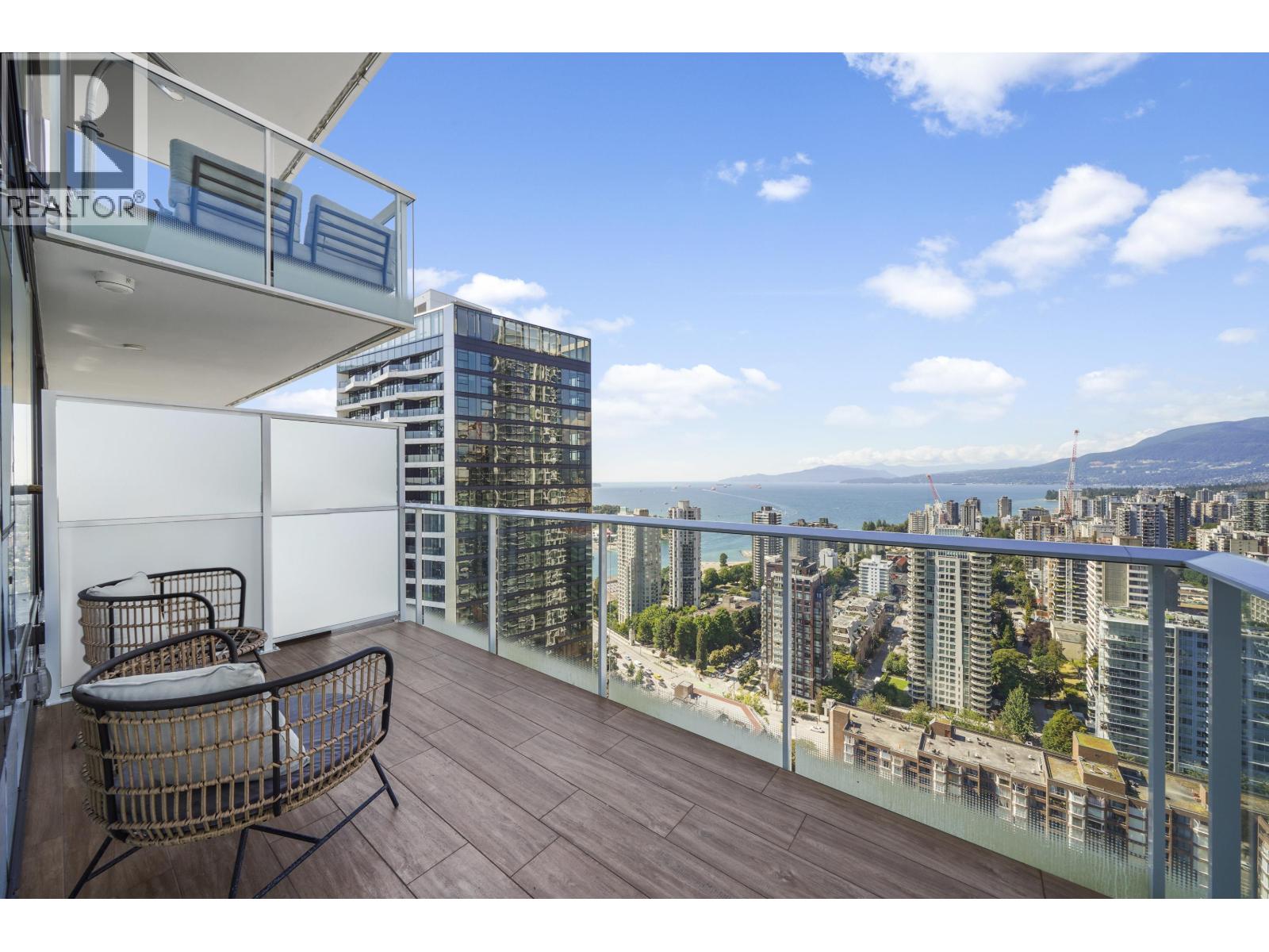 Listing Picture 21 of 40 : 3405 1335 HOWE STREET, Vancouver / 溫哥華 - 魯藝地產 Yvonne Lu Group - MLS Medallion Club Member