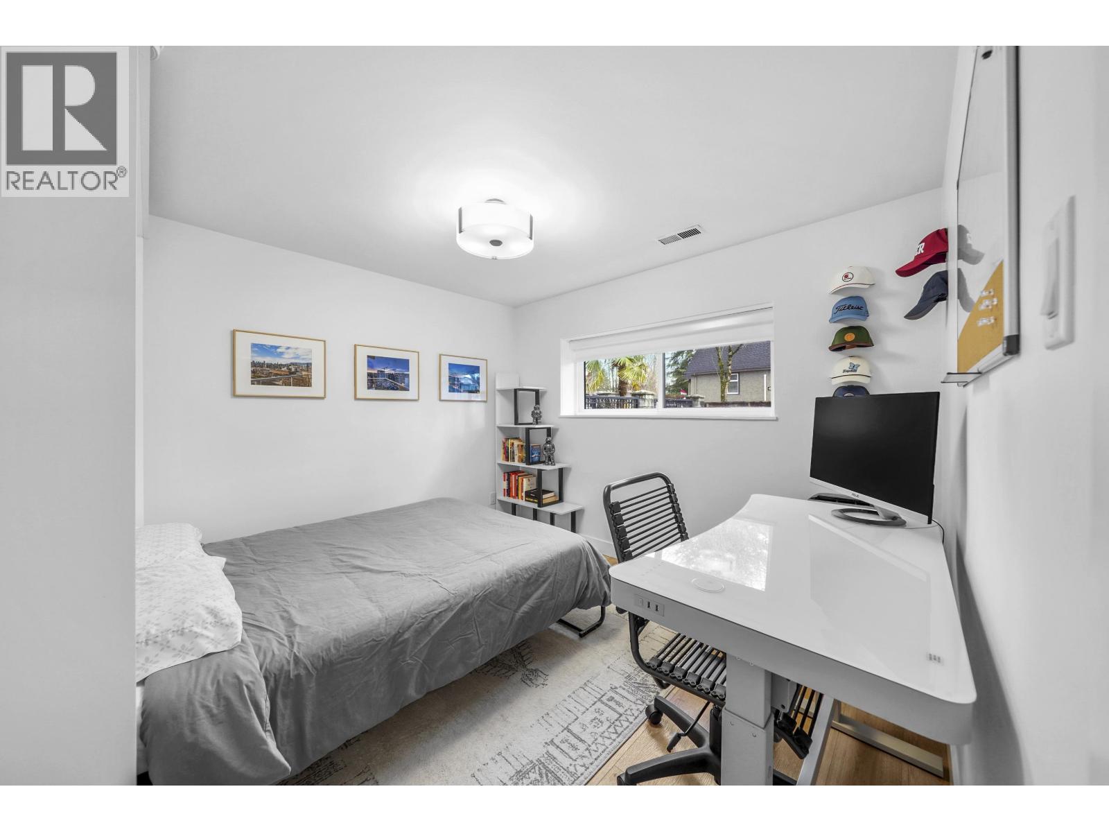 Listing Picture 28 of 38 : 4921 CHESTER STREET, Vancouver / 溫哥華 - 魯藝地產 Yvonne Lu Group - MLS Medallion Club Member