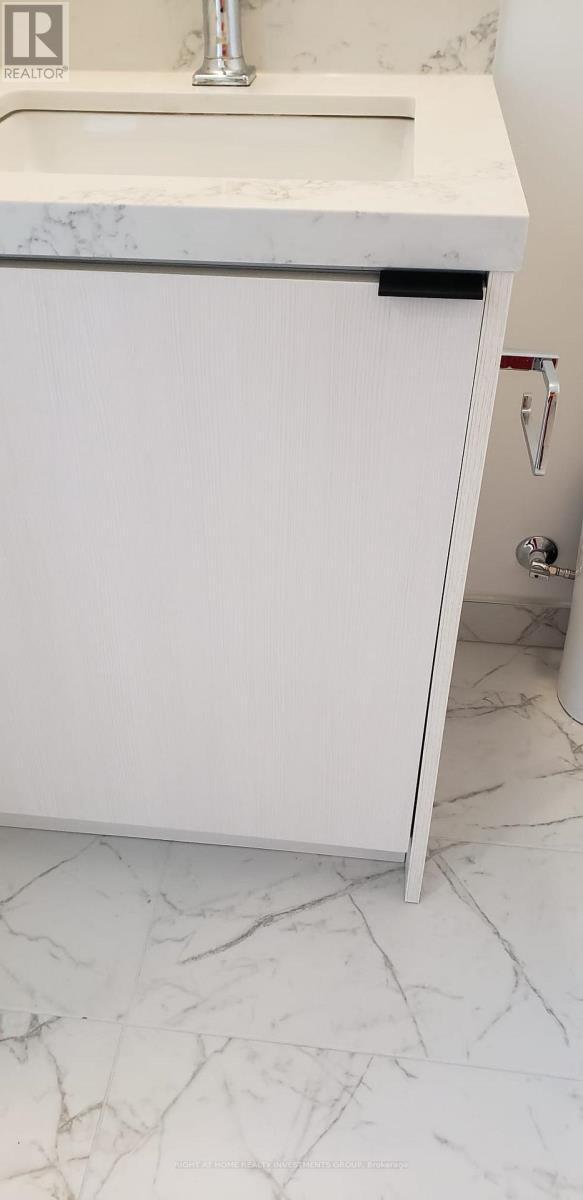 2906 - 252 Church Street, Toronto, Ontario  M5B 0E6 - Photo 9 - C12771482