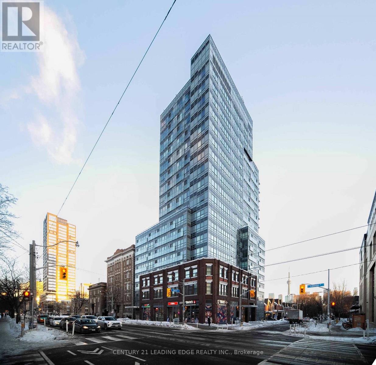 1605 - 181 HURON STREET, Toronto, Ontario