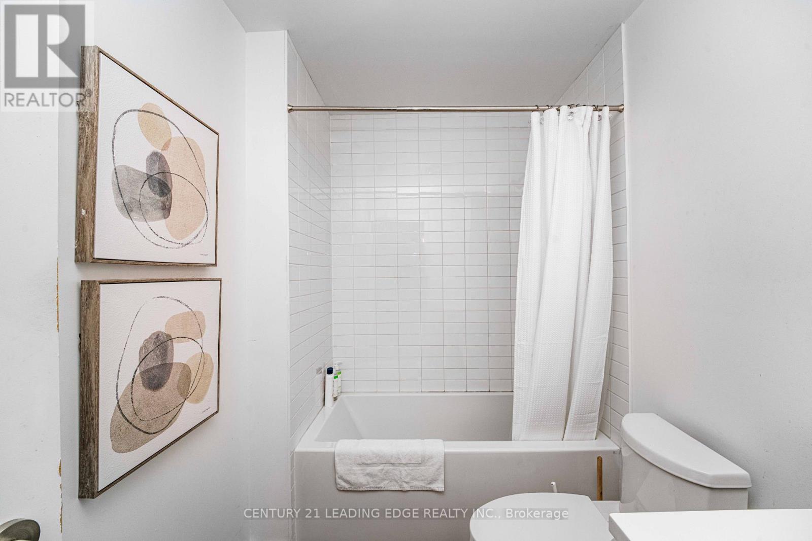 1605 - 181 Huron Street, Toronto, Ontario  M5T 0C1 - Photo 29 - C12771492