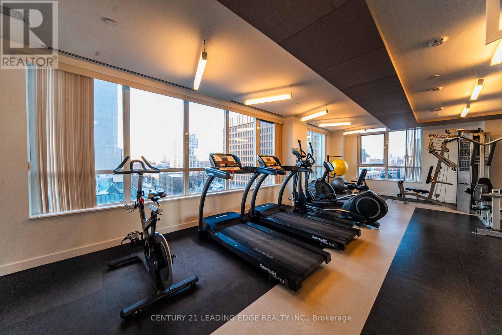 1605 - 181 Huron Street, Toronto, Ontario  M5T 0C1 - Photo 38 - C12771492