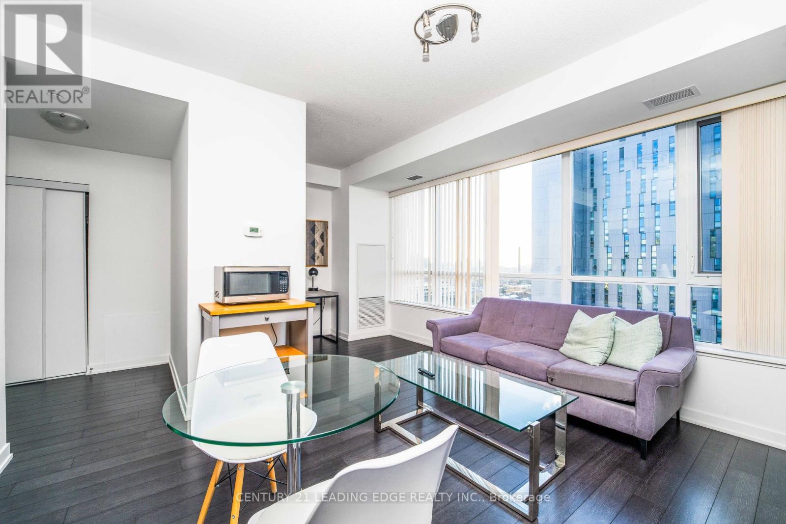 1605 - 181 Huron Street, Toronto, Ontario  M5T 0C1 - Photo 8 - C12771492