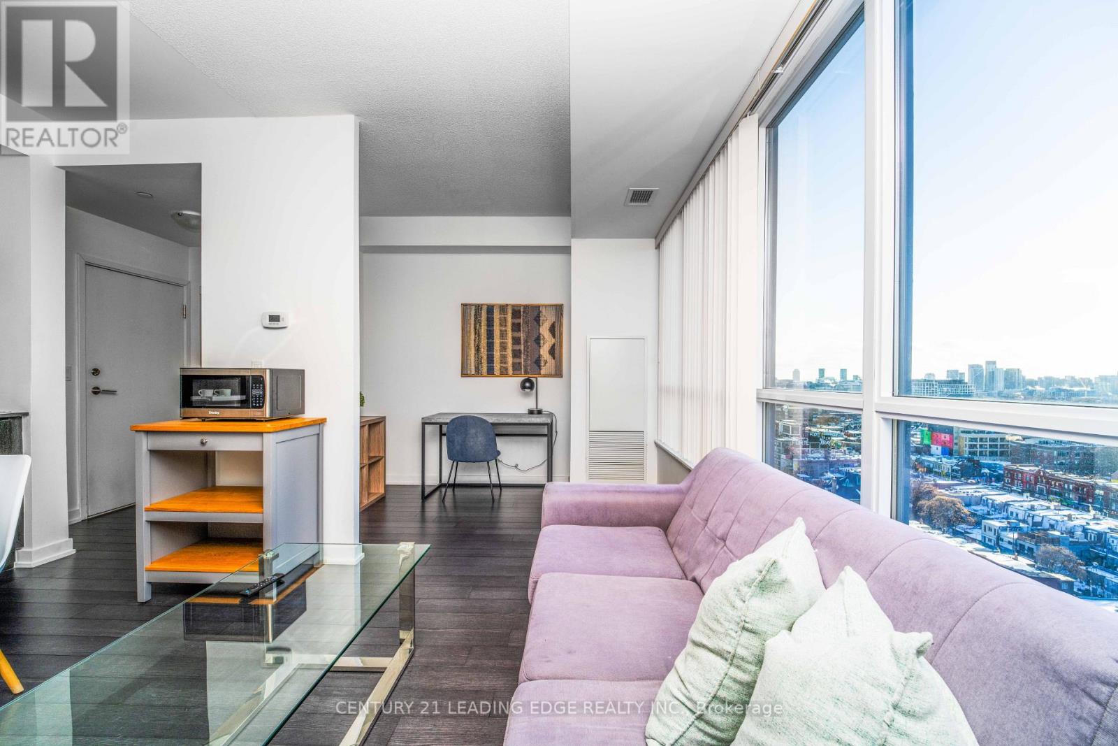 1605 - 181 Huron Street, Toronto, Ontario  M5T 0C1 - Photo 9 - C12771492