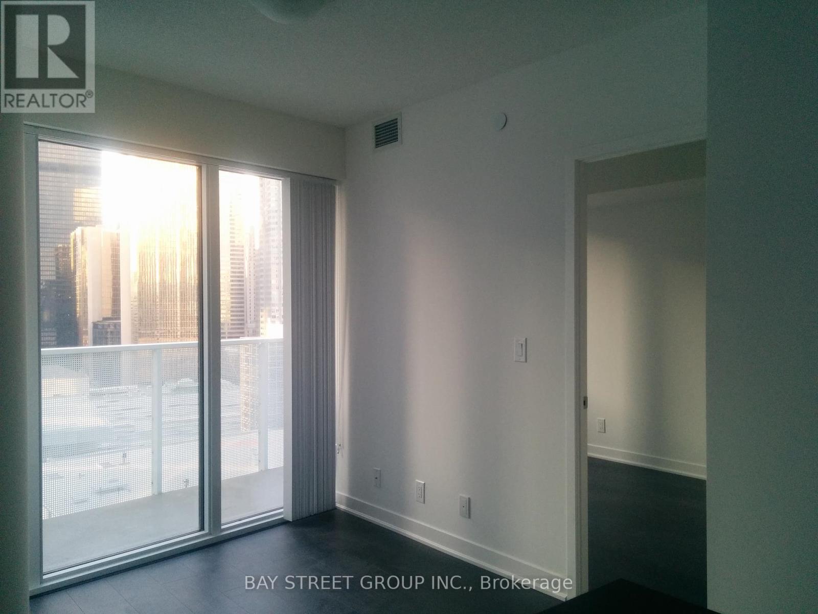 2202 - 88 Harbour Street, Toronto, Ontario  M5J 0C3 - Photo 4 - C12771526