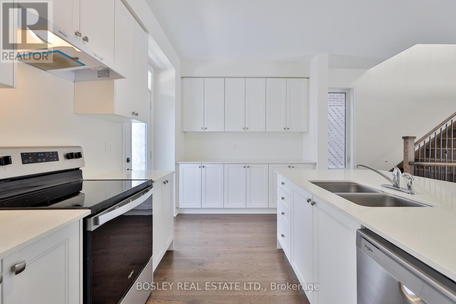 24 Cunliffe Lane, Ajax, Ontario  L1S 7S9 - Photo 8 - E12771584