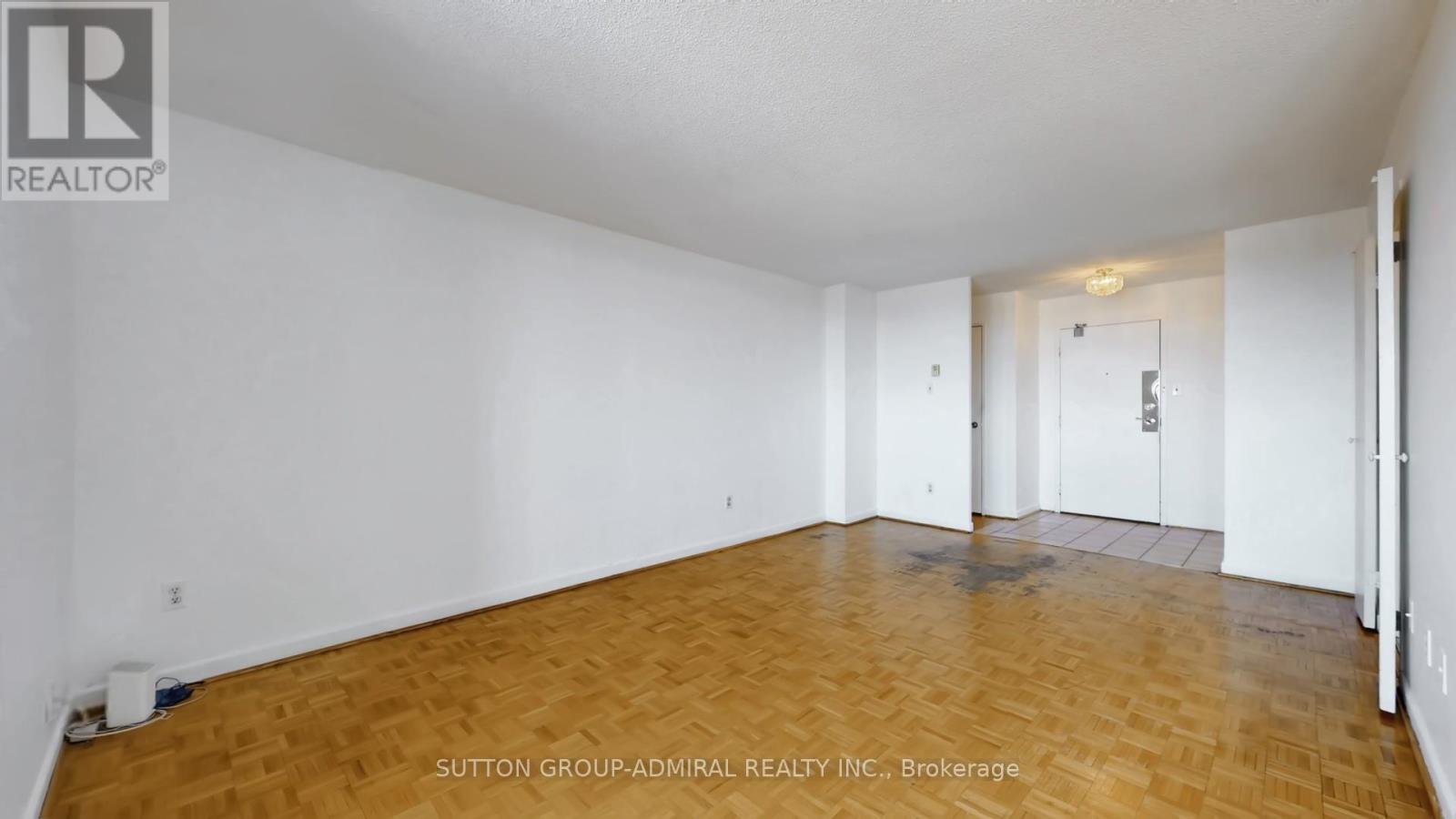 901 - 80 Inverlochy Boulevard, Markham, Ontario  L3T 4P3 - Photo 7 - N12771484