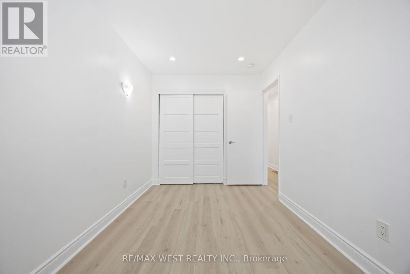 249 Hodgson Drive, Newmarket, Ontario  L3Y 1E3 - Photo 29 - N12771534