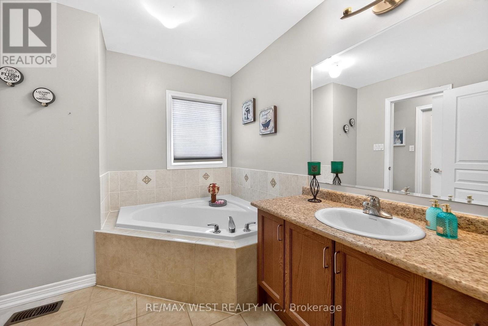 99 Alexie Way, Vaughan, Ontario  L4H 3V4 - Photo 32 - N12771570