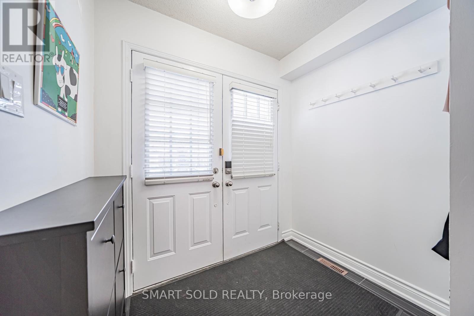 28 Tara Crescent, Markham, Ontario  L3S 4S7 - Photo 9 - N12771580