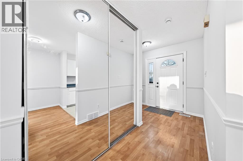 1400 Wildren Place, Cambridge, Ontario  N3H 5A9 - Photo 5 - 40803861