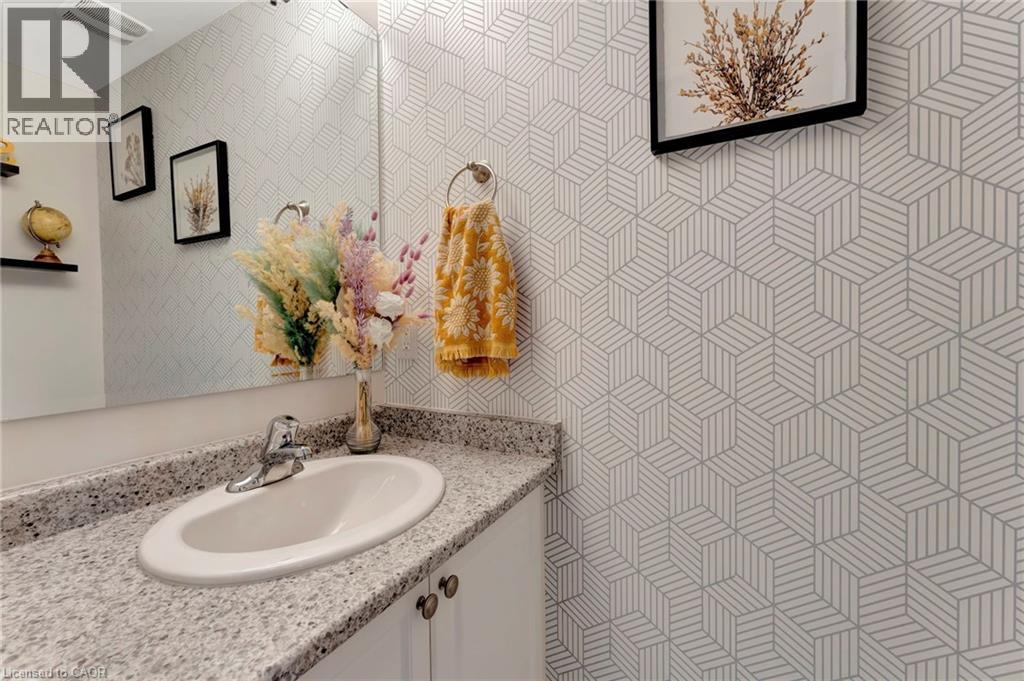 383 Dundas Street E Unit# 3, Waterdown, Ontario  L8B 1X6 - Photo 22 - 40802249