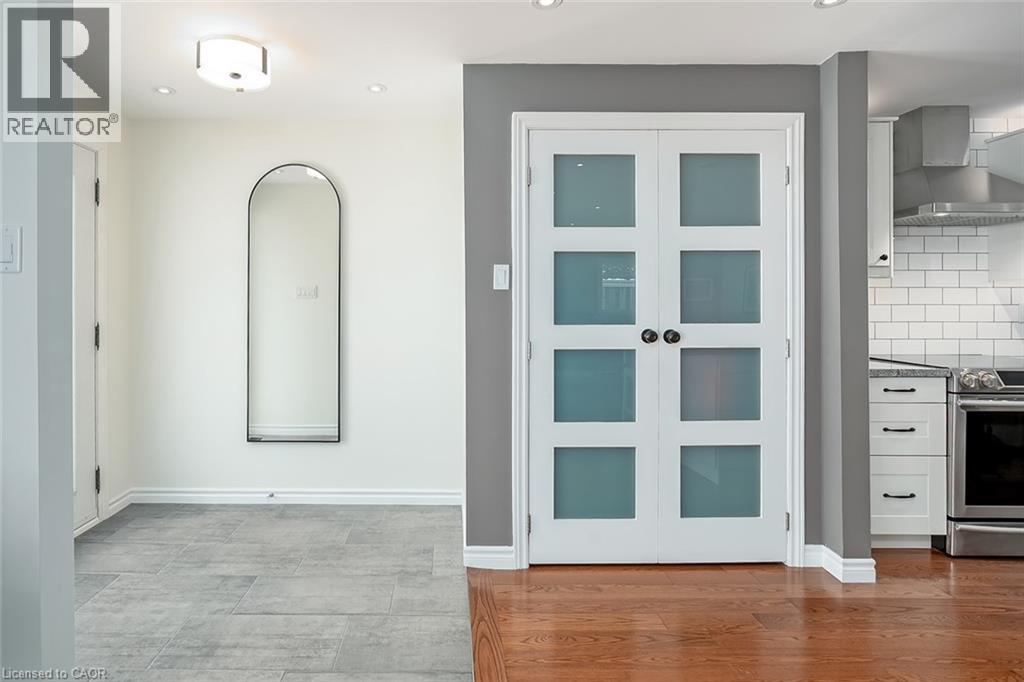 2348 Devon Road, Oakville, Ontario  L6J 5R5 - Photo 6 - 40799704