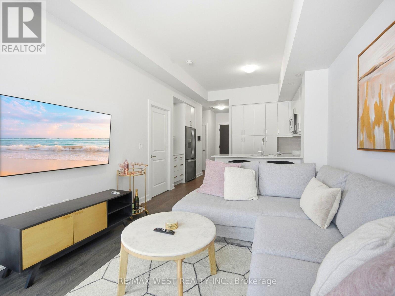 205 - 3200 William Coltson Avenue, Oakville, Ontario  L6H 7C2 - Photo 14 - W12771510