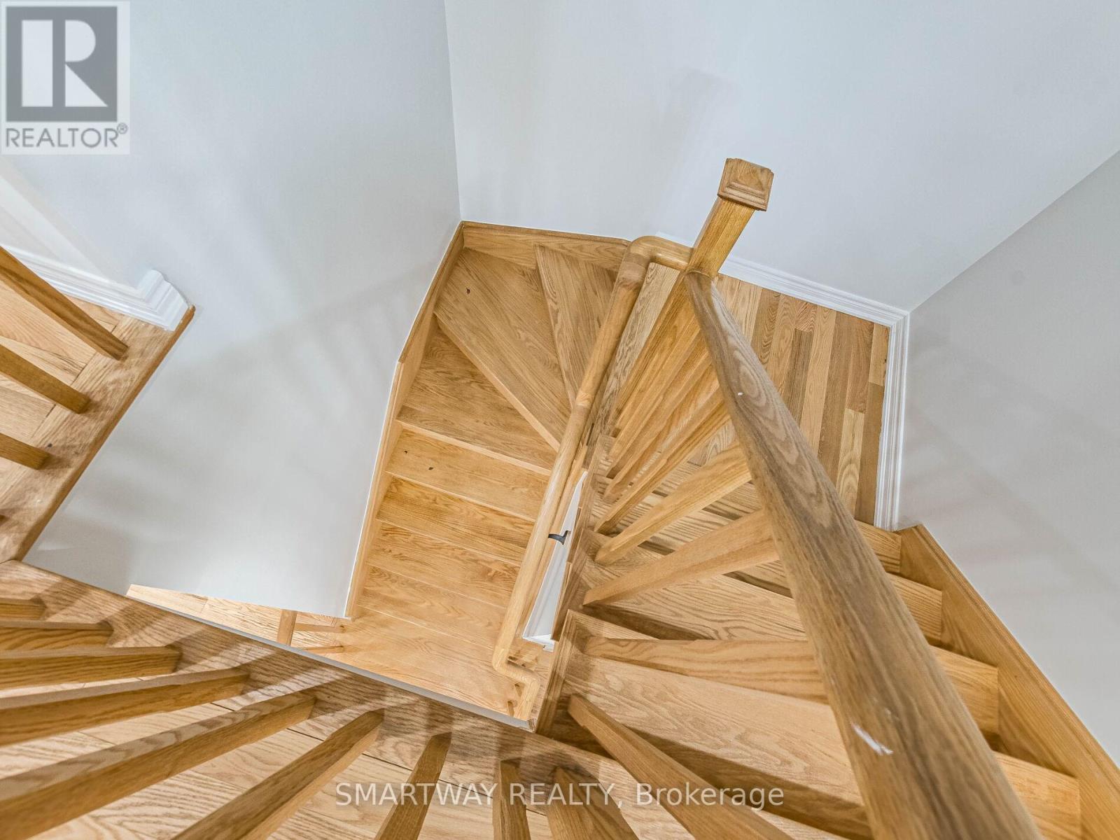 7 Bushwood Trail, Brampton, Ontario  L7A 5J7 - Photo 16 - W12771516