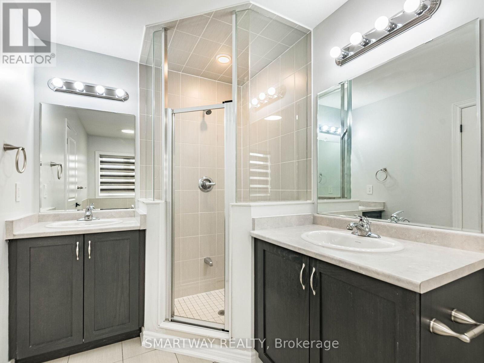 7 Bushwood Trail, Brampton, Ontario  L7A 5J7 - Photo 23 - W12771516