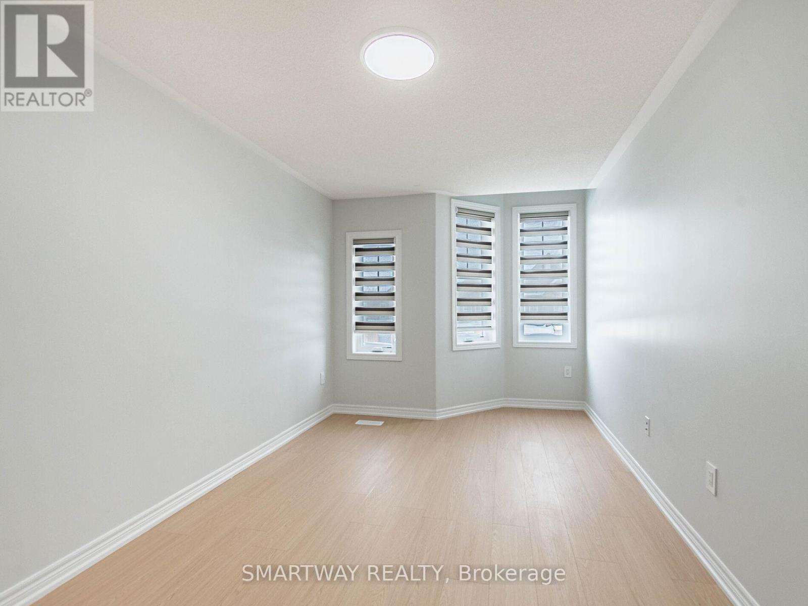 7 Bushwood Trail, Brampton, Ontario  L7A 5J7 - Photo 27 - W12771516