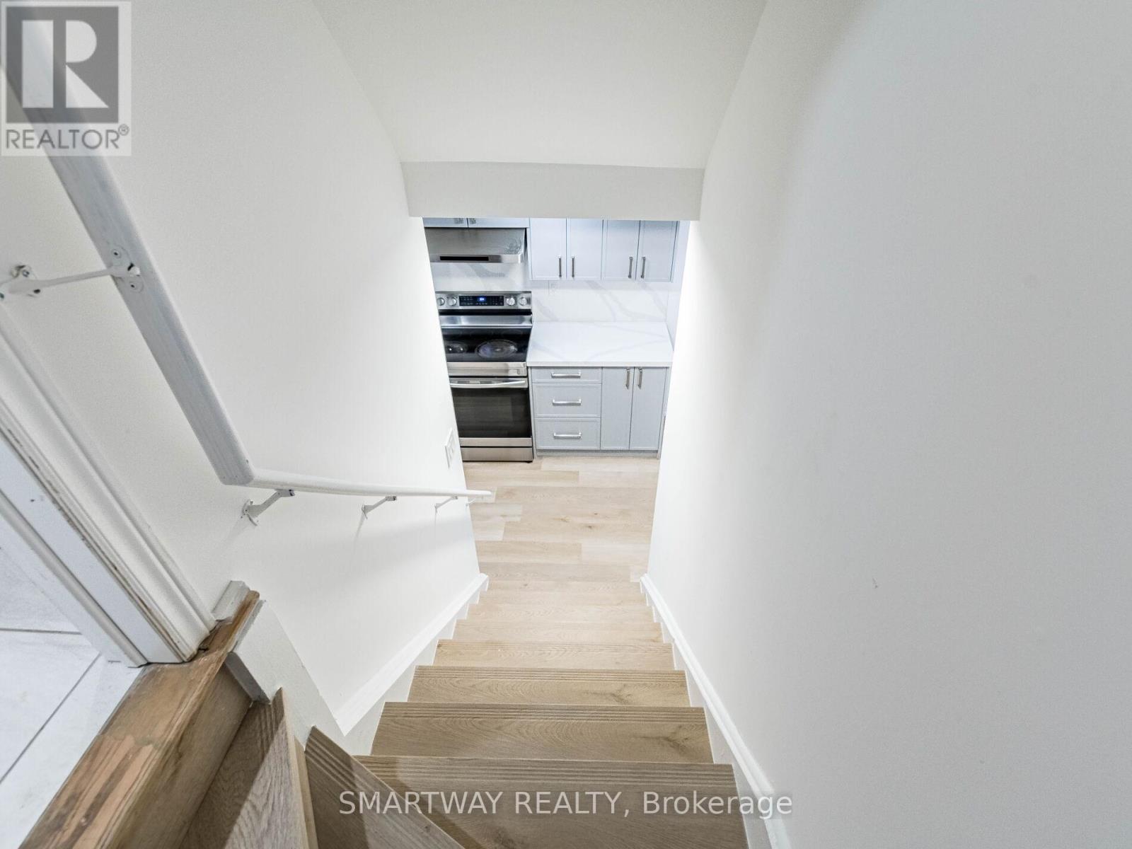 7 Bushwood Trail, Brampton, Ontario  L7A 5J7 - Photo 33 - W12771516