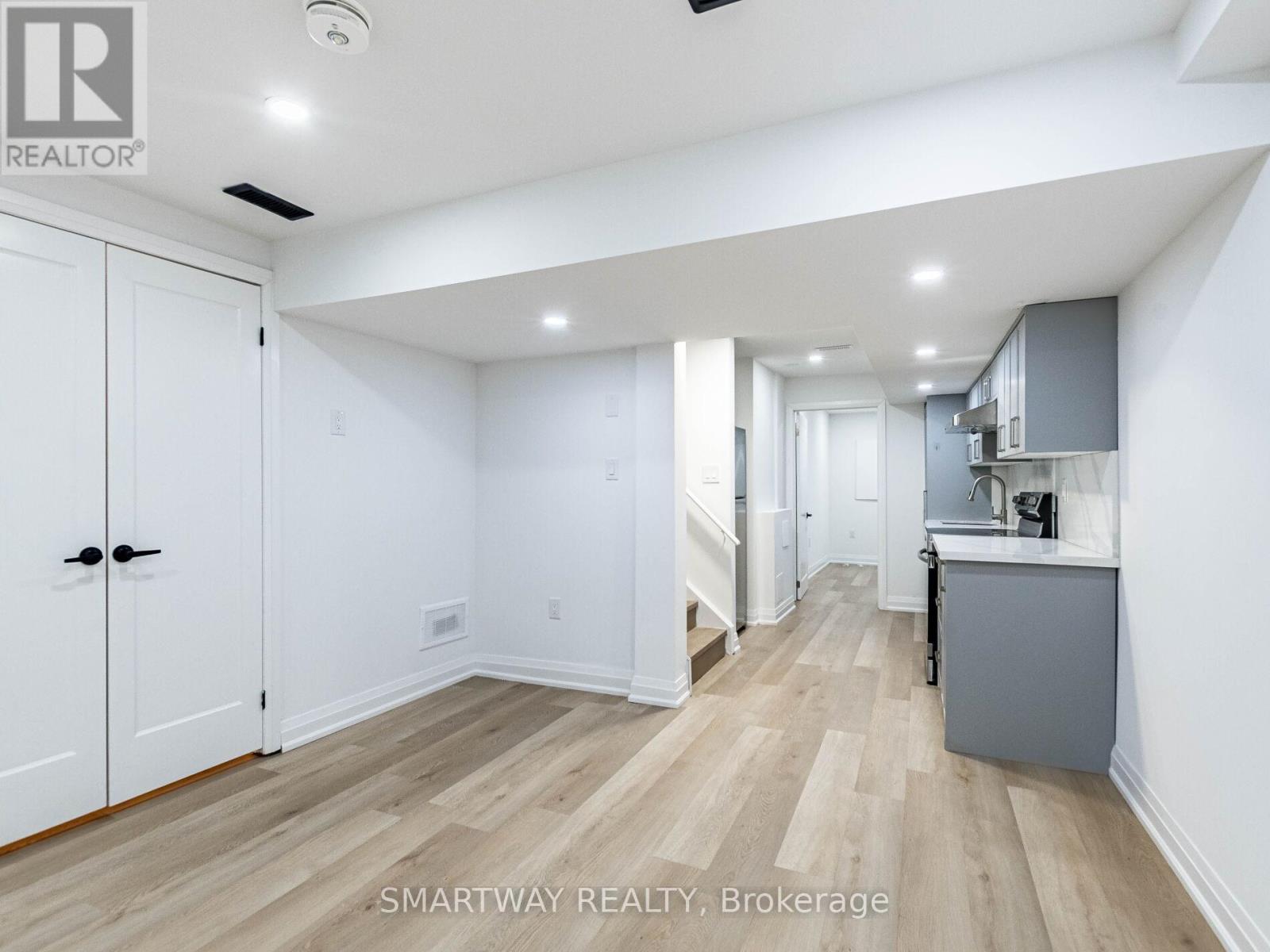 7 Bushwood Trail, Brampton, Ontario  L7A 5J7 - Photo 35 - W12771516