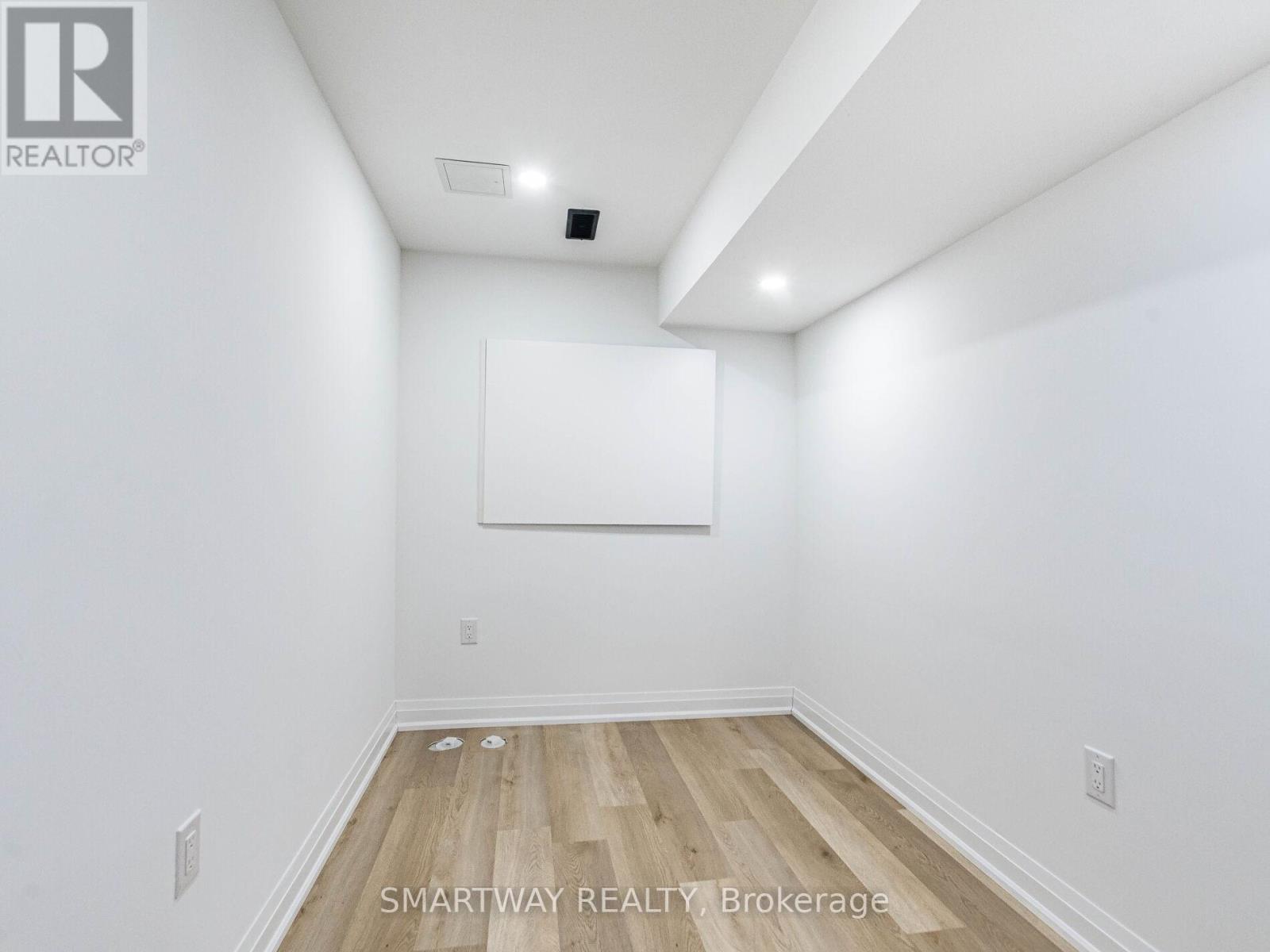 7 Bushwood Trail, Brampton, Ontario  L7A 5J7 - Photo 43 - W12771516