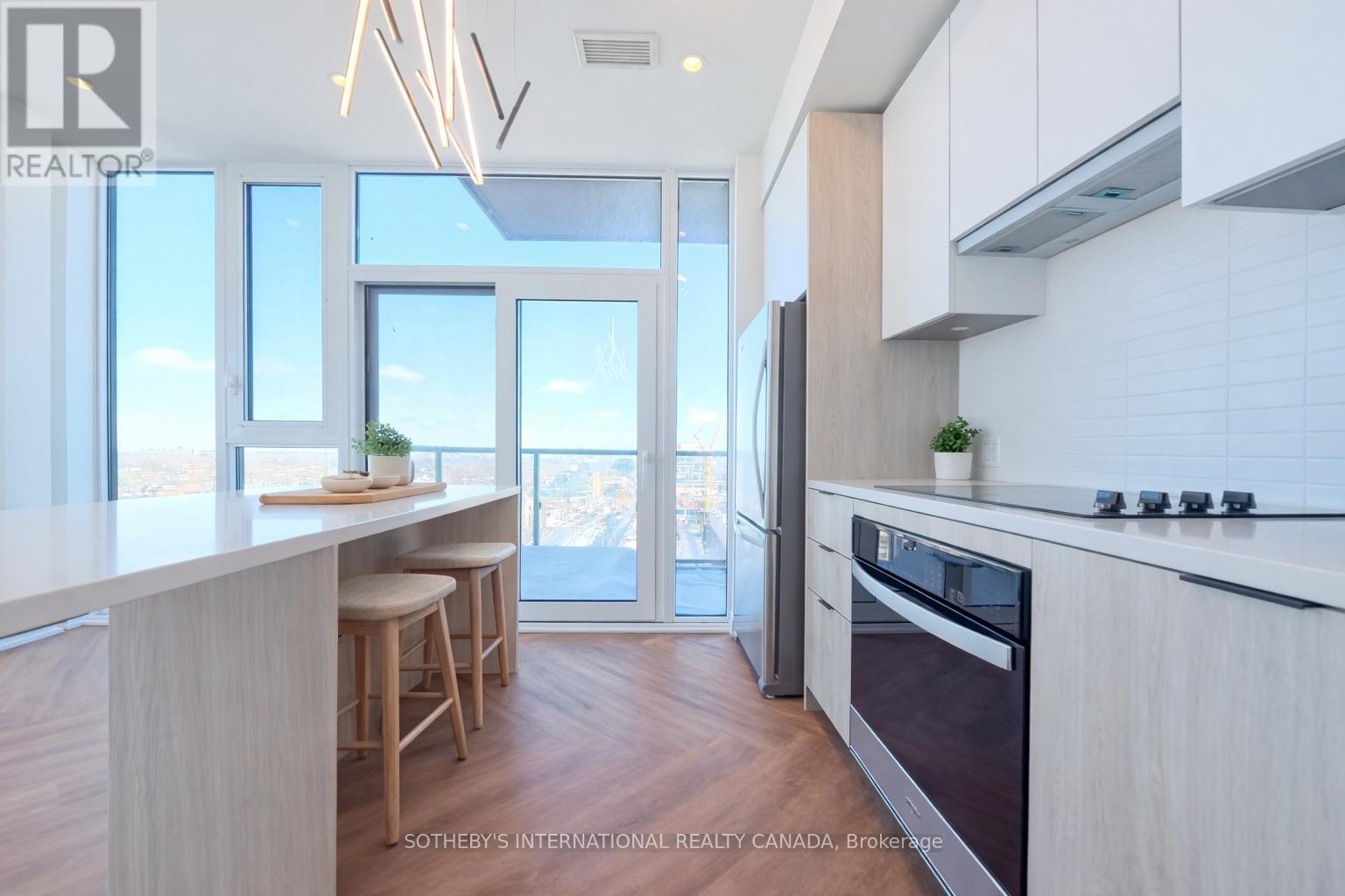 808 - 1007 The Queensway, Toronto, Ontario  M8Z 0H4 - Photo 6 - W12771524