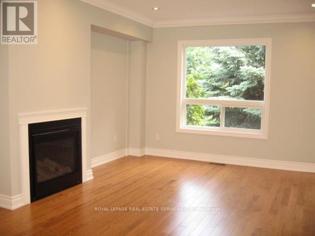 9 Formula Court, Toronto, Ontario  M9B 6L4 - Photo 6 - W12771558