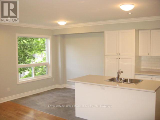 9 Formula Court, Toronto, Ontario  M9B 6L4 - Photo 8 - W12771558