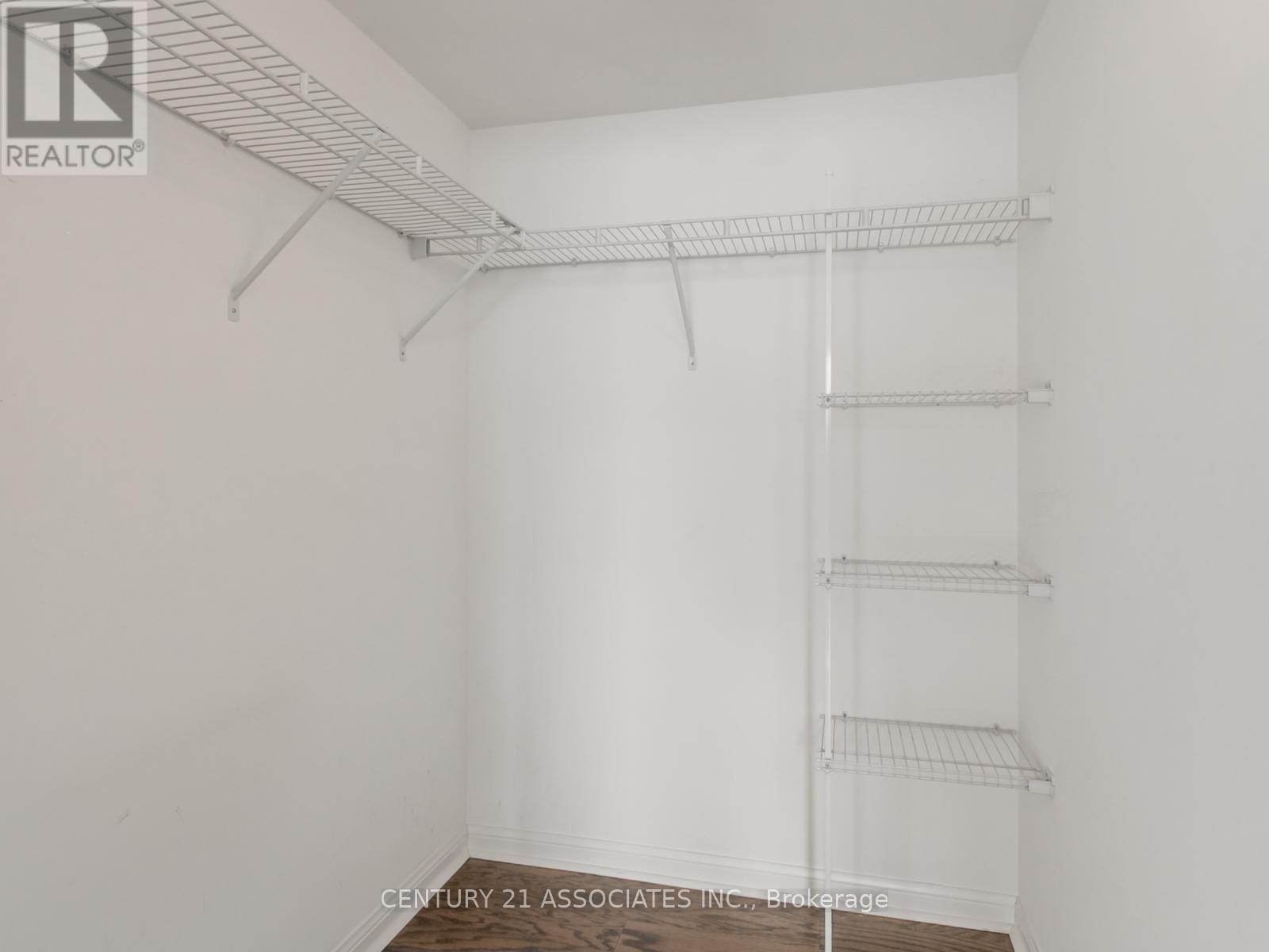 204 - 50 Via Rosedale Way, Brampton, Ontario  L6R 3Z7 - Photo 12 - W12771574