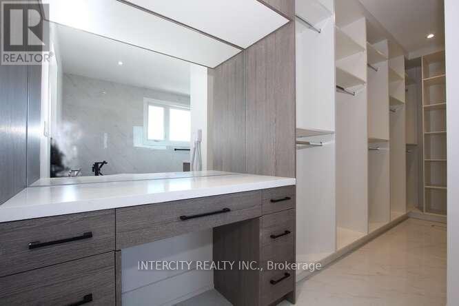 247 Alderbrae Avenue, Toronto, Ontario  M8W 4K6 - Photo 27 - W12771582