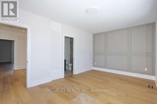 247 Alderbrae Avenue, Toronto, Ontario  M8W 4K6 - Photo 35 - W12771582