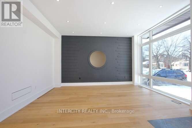 247 Alderbrae Avenue, Toronto, Ontario  M8W 4K6 - Photo 5 - W12771582