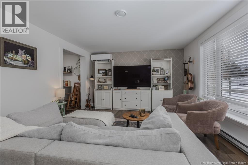 21 Champlain, Bouctouche, New Brunswick E4S 2Y7 - Photo 2 - NB133191