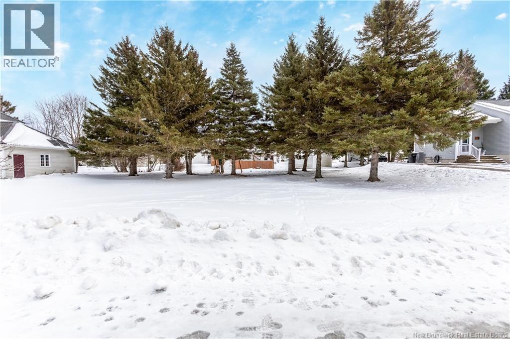 21 Champlain, Bouctouche, New Brunswick E4S 2Y7 - Photo 43 - NB133191
