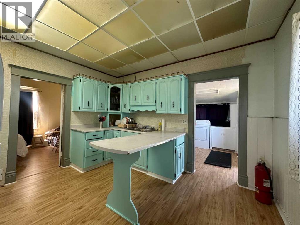 4916 48 Street, Hardisty, Alberta  T0B 1V0 - Photo 24 - A2209329