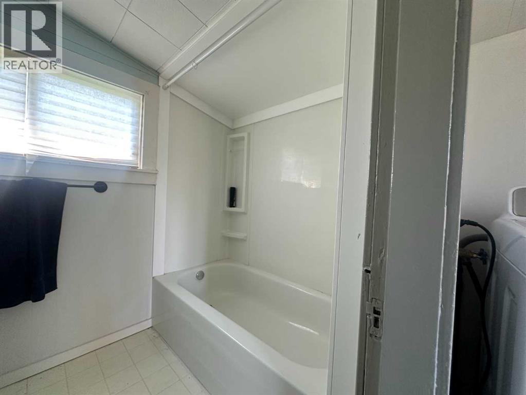 4916 48 Street, Hardisty, Alberta  T0B 1V0 - Photo 19 - A2209329