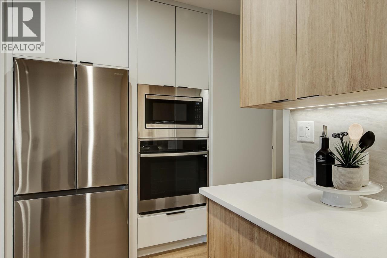 75 Predator Ridge Drive Unit# 406, Vernon, British Columbia  V1H 2H6 - Photo 9 - 10373932