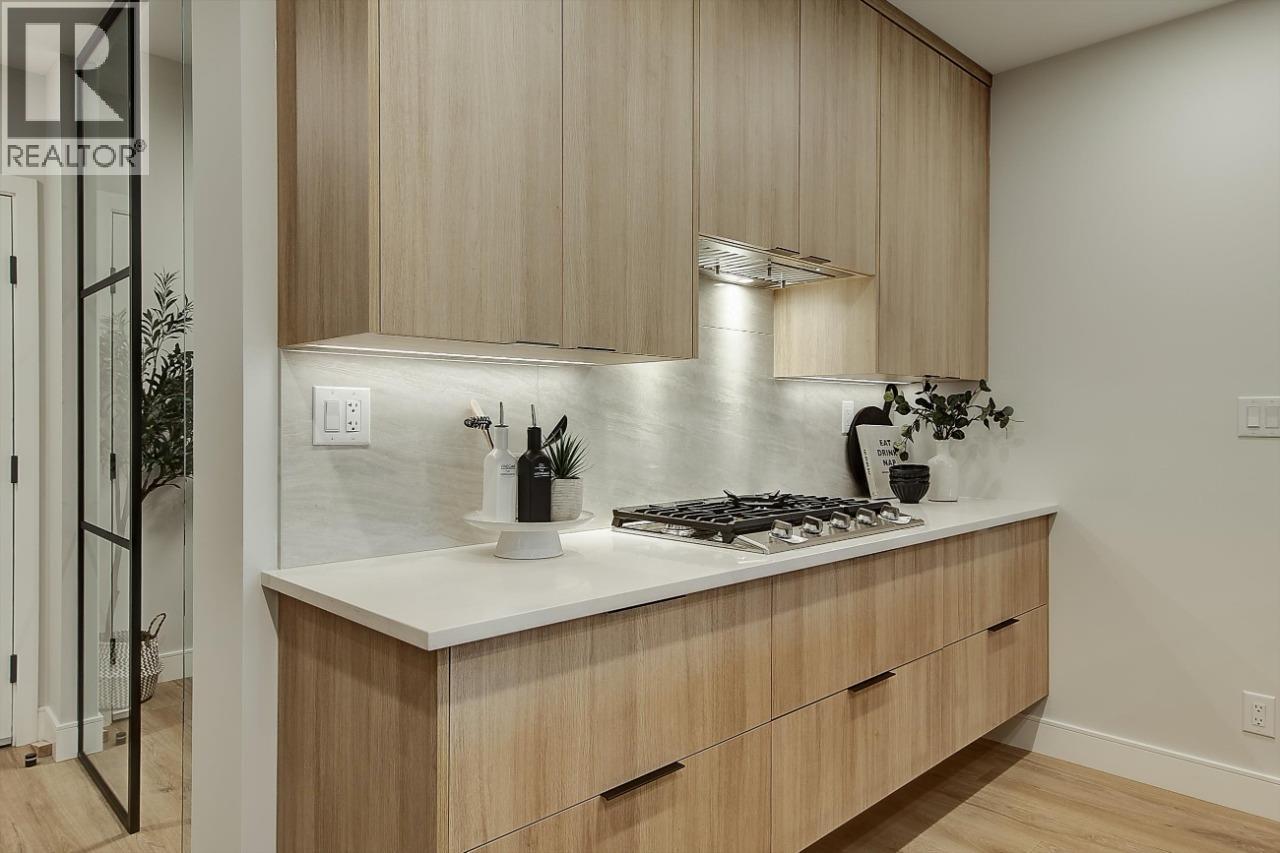 75 Predator Ridge Drive Unit# 406, Vernon, British Columbia  V1H 2H6 - Photo 8 - 10373932