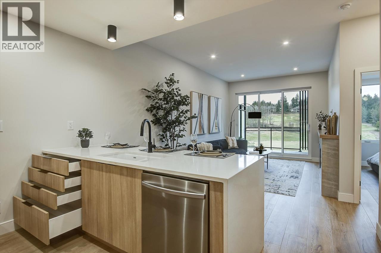 75 Predator Ridge Drive Unit# 406, Vernon, British Columbia  V1H 2H6 - Photo 13 - 10373932