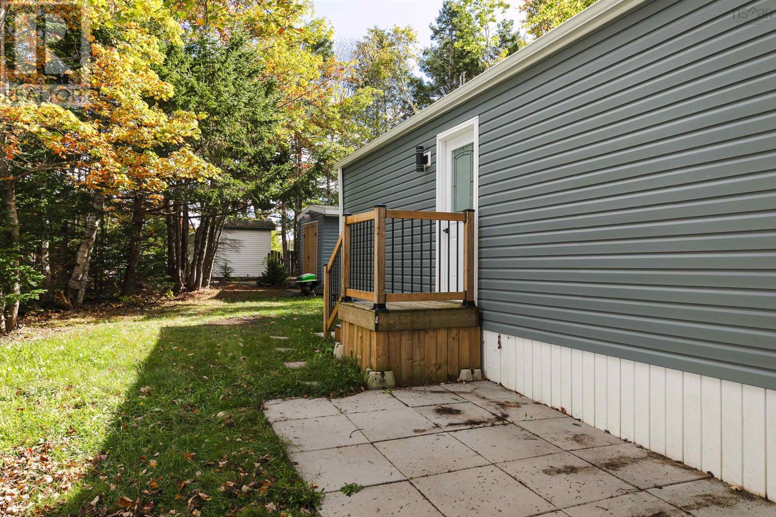 18 Commodore Avenue, Middle Sackville, Nova Scotia  B4E 3B2 - Photo 33 - 202601506