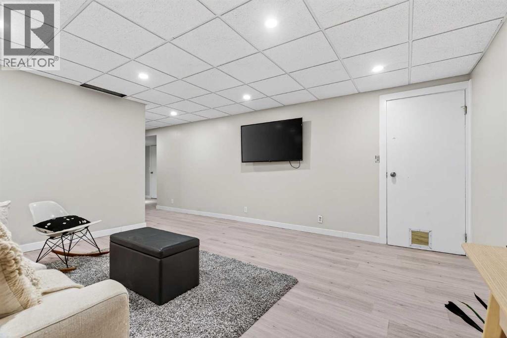 10 Deer Lane Bay Se, Calgary, Alberta  T2J 5S8 - Photo 33 - A2284162